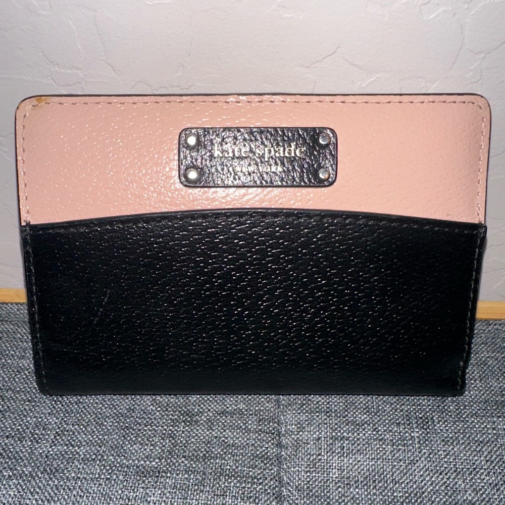 Kate Spade Pink and Black Card Holder